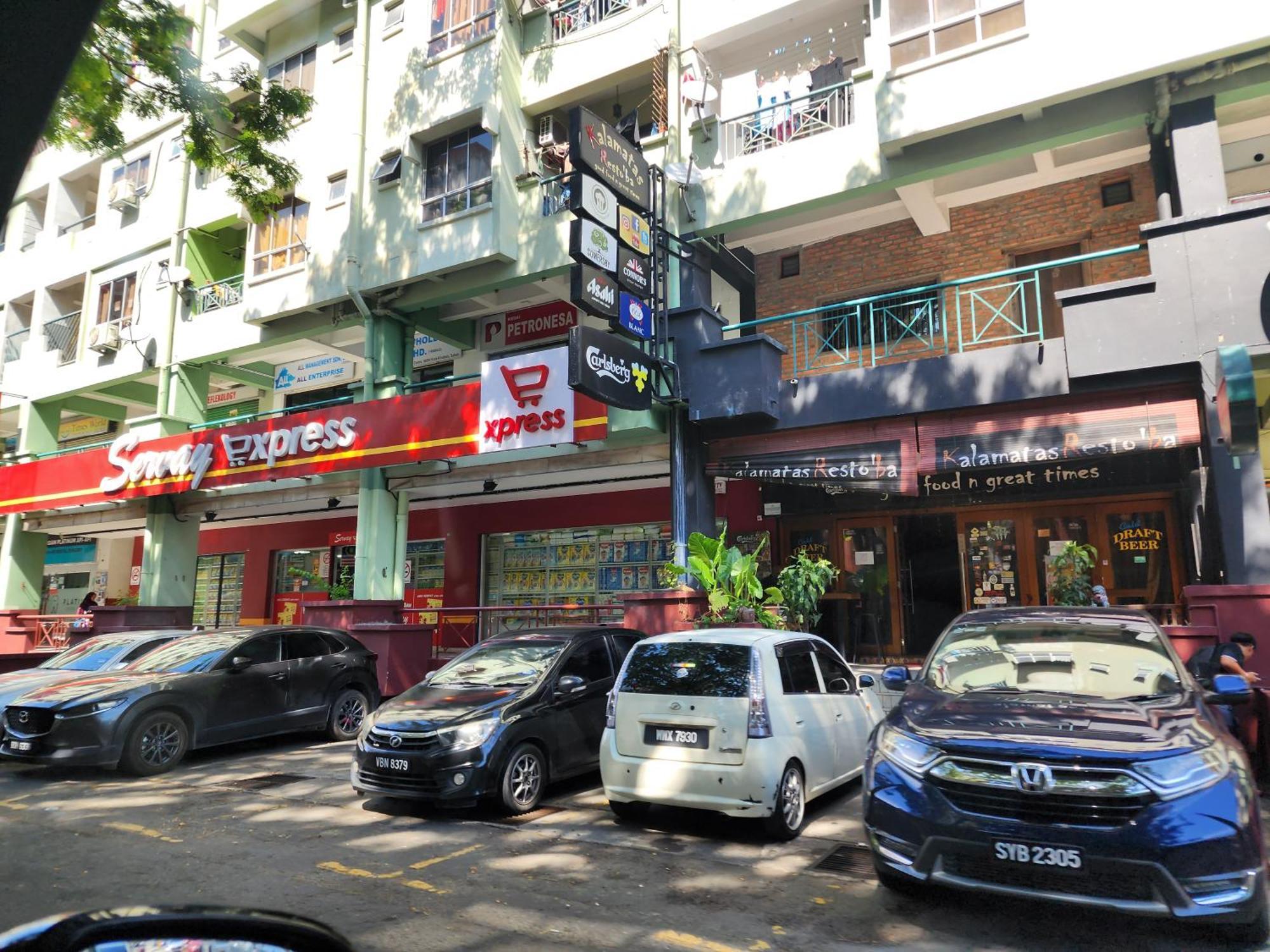 Y Homes Kota Kinabalu Exterior photo